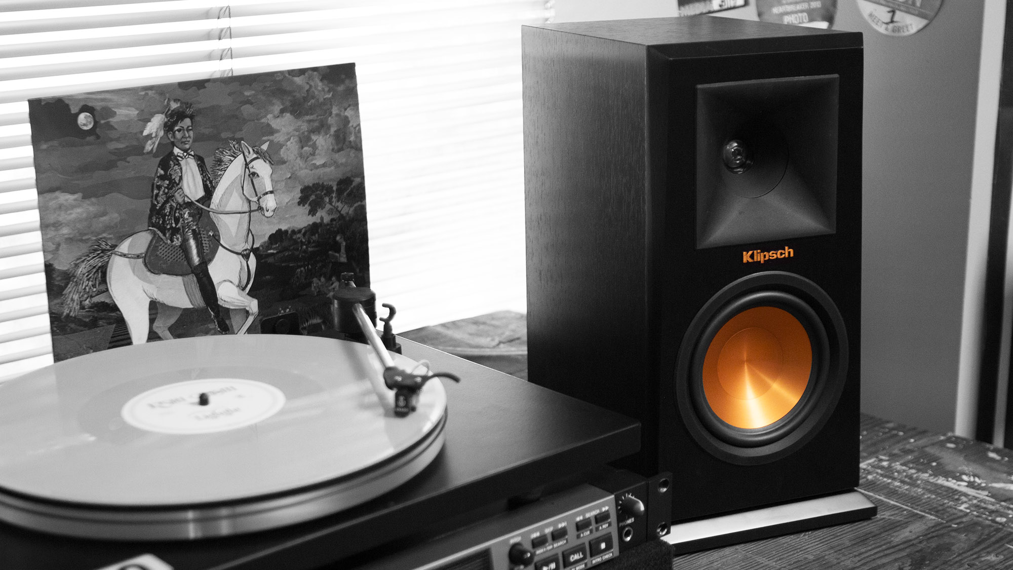 Klipsch-Reference-Premiere-boekenplank-luidsprekers