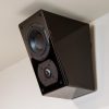 SVS Prime Elevation dolby athmos luidspreker kleur piano lak zijaanzicht